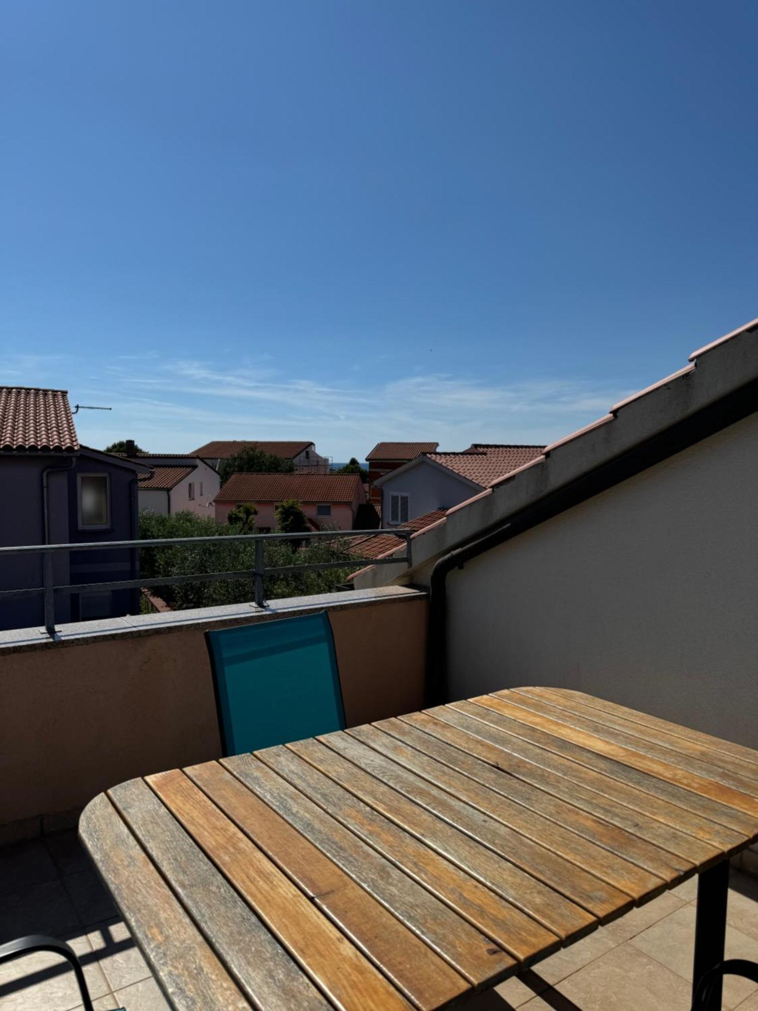 Apartments Milan Перой Экстерьер фото